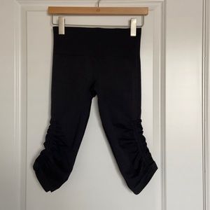 Lululemon In the Flow Crop